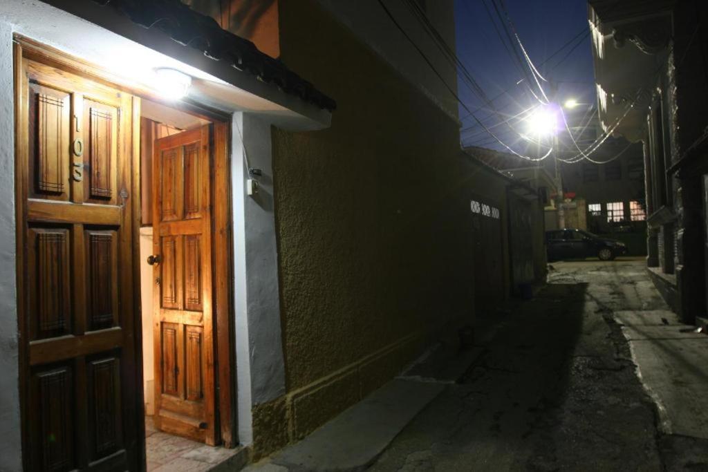 Guesthouse Pension Andrea Tirana Exterior photo